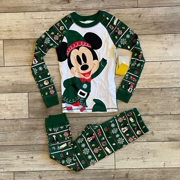 NWT Disney | Mickey Mouse Christmas Holiday Long Sleeve Pajama Set | Size: 6 - Picture 1 of 6